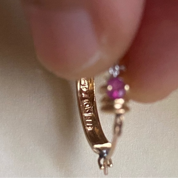 Solid 10K Gold 2~Natural clear gem & 3~red gemstones. Hoop Earrings. Great cond! - Picture 6 of 9